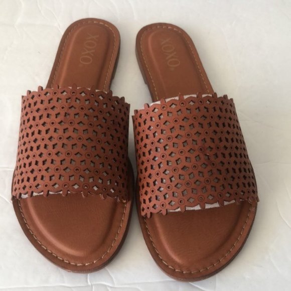 XOXO Womens Rachad Flat Sandals Size 8.5 New in Box Tan - Picture 8 of 11